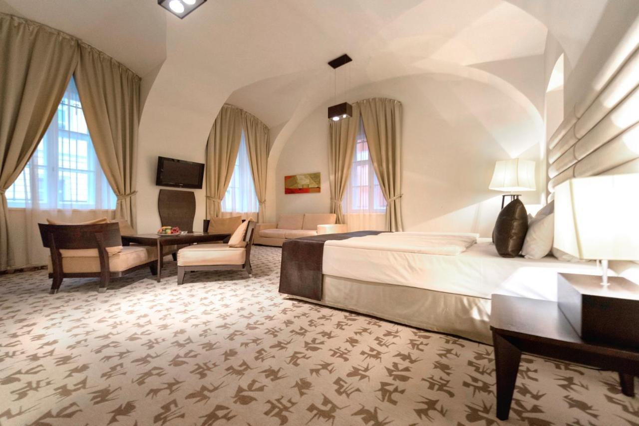 Buda Castle Hotel Budapest Exterior photo